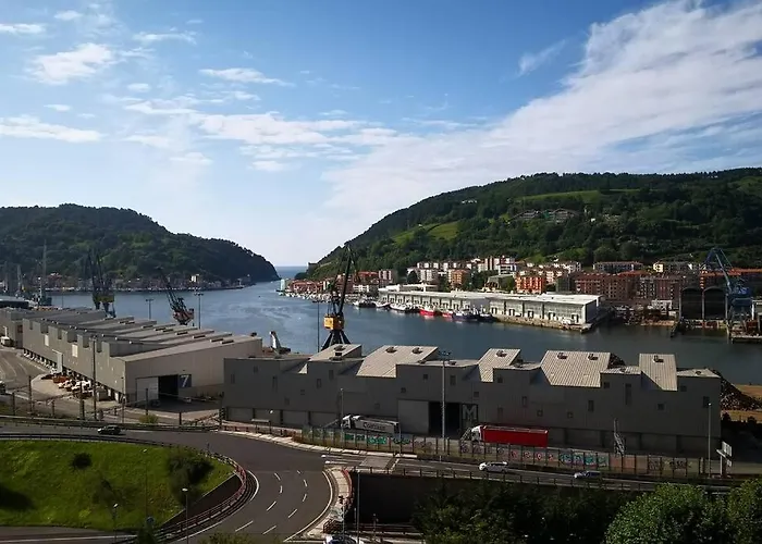Apto Con Vistas A Bahia De Pasajes, A 10 Min Del Centro De San Sebastian